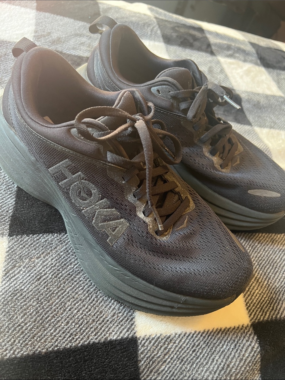Hoka Black Bondi 8 Lace-Up Sneakers size 8.5 women’s